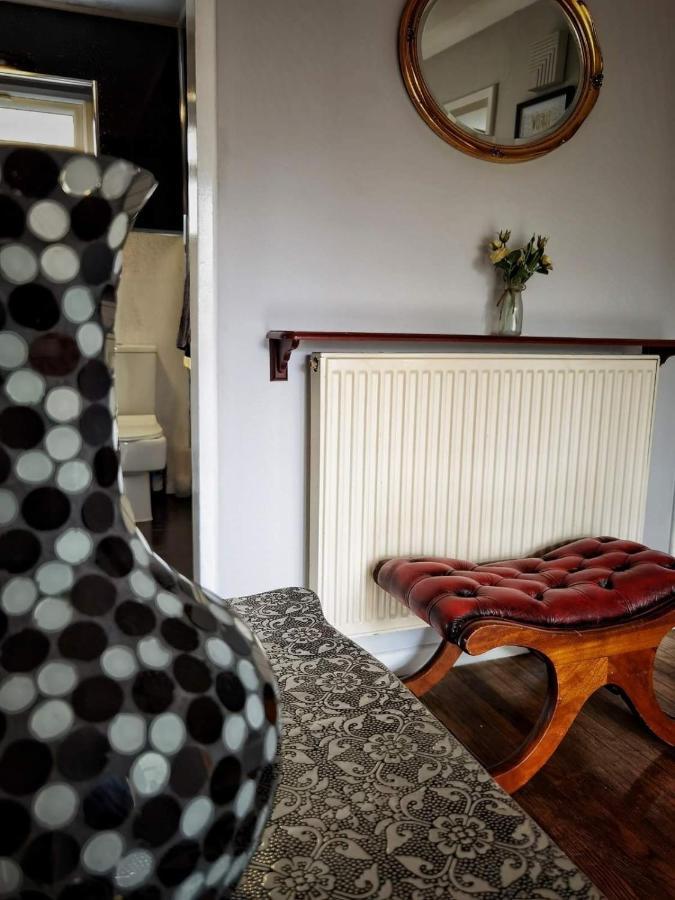 Fourth Avenue, Lovely Bungalow Available For Guests And Contractors Parking Wifi Nottingham Buitenkant foto