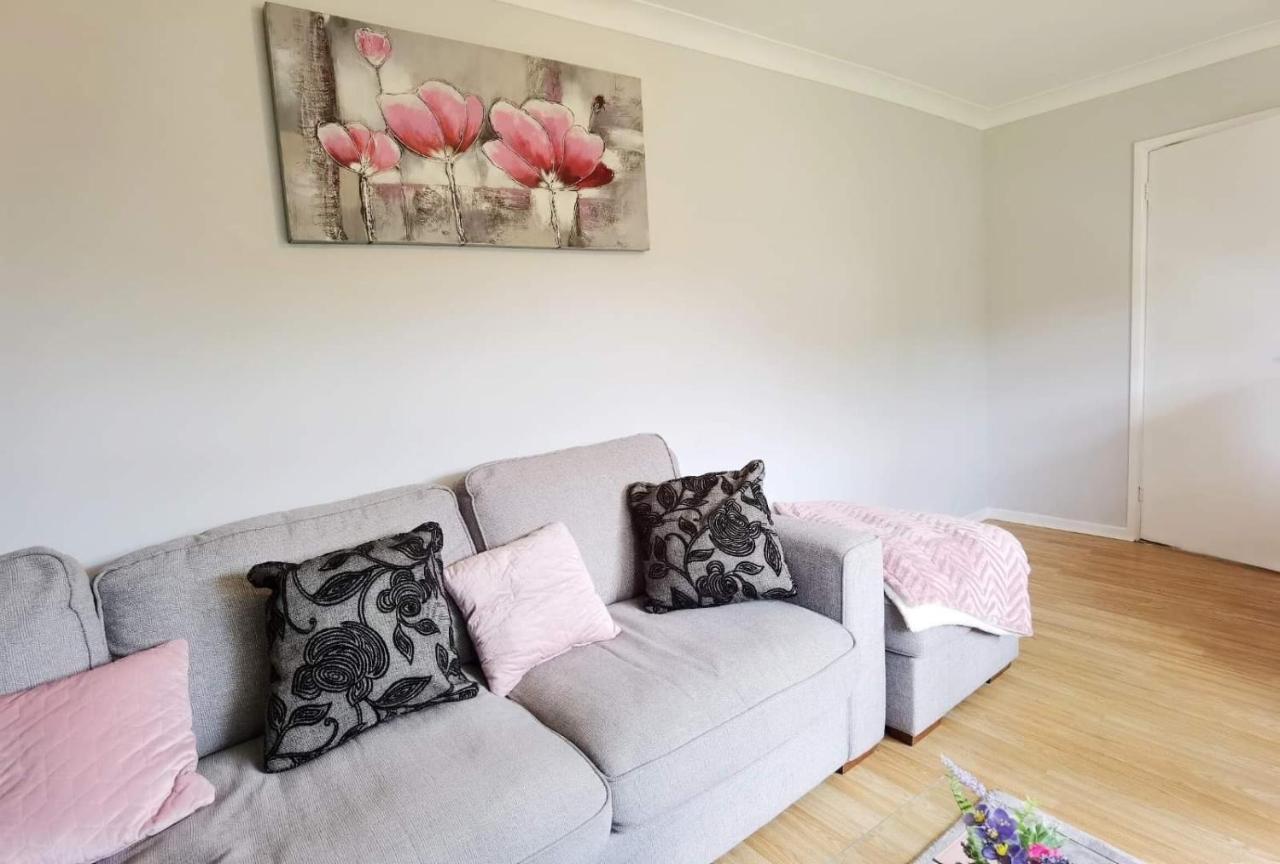 Fourth Avenue, Lovely Bungalow Available For Guests And Contractors Parking Wifi Nottingham Buitenkant foto
